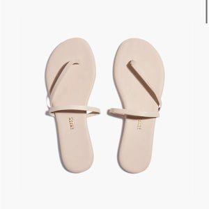 New Tkees Sarit Sandal sz 10